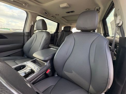 New 2026 Kia Carnival SX Prestige image 22