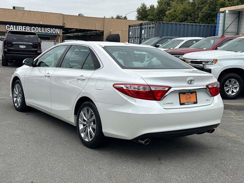Used 2015 Toyota Camry XLE FWD image 5
