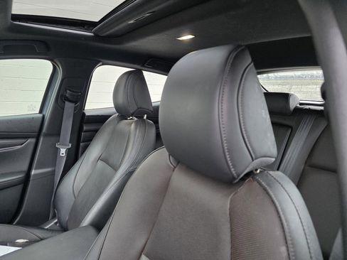 Used 2024 MAZDA MAZDA3 Hatchback w/Premium Plus Pkg image 30