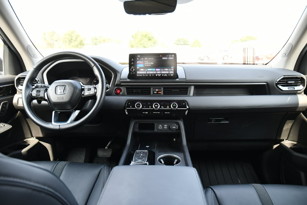 Used 2024 Honda Pilot Touring image 21
