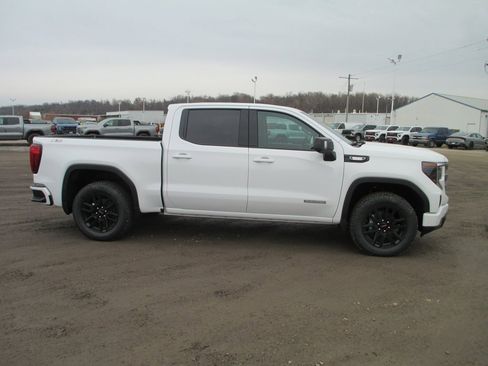 New 2026 GMC Sierra 1500 Elevation w/ Elevation Premium Package image 3