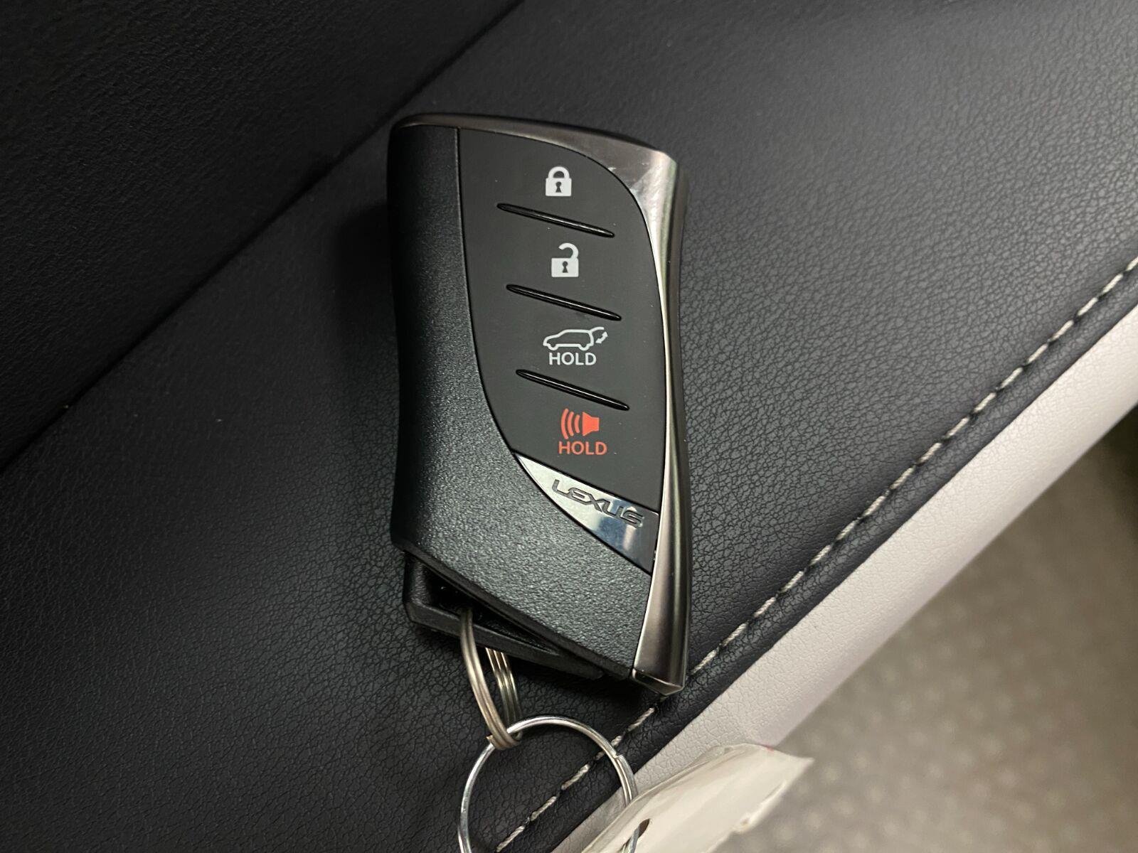 New 2026 Lexus TX 500h AWD w/ Technology Package image 32