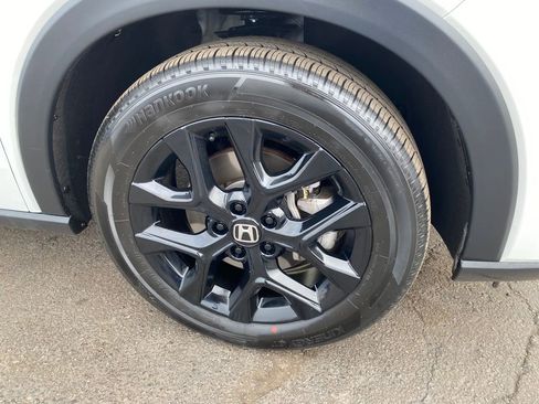 Used 2023 Honda HR-V Sport image 29