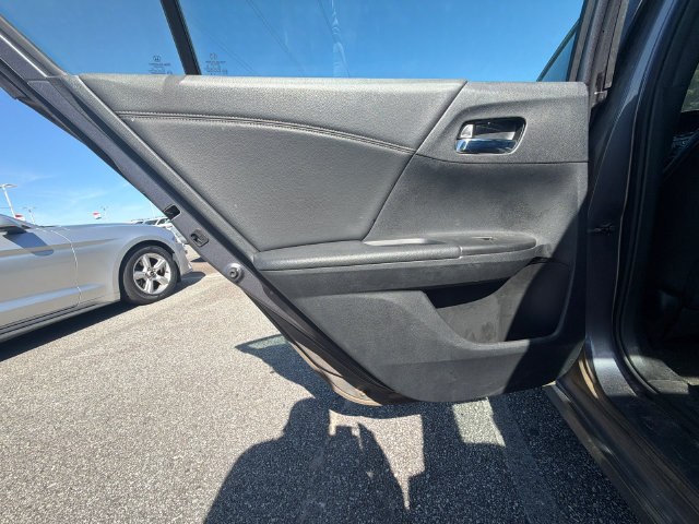 Used 2016 Honda Accord Sport image 21