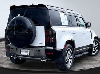 Used 2023 Land Rover Defender 110 X-Dynamic SE video 2