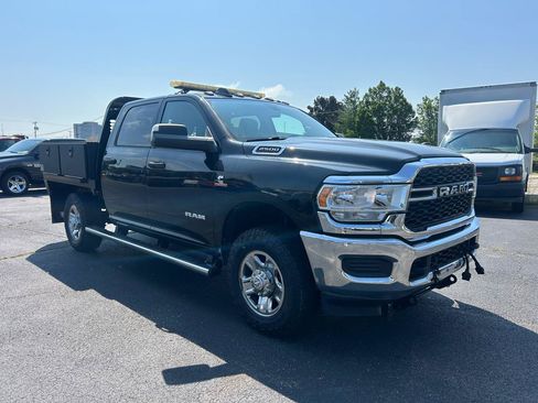 Used 2019 RAM 2500 Tradesman AWD/4WD image 3