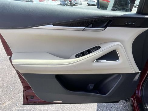 Used 2023 INFINITI QX60 Sensory w/ Vision Package AWD/4WD image 14