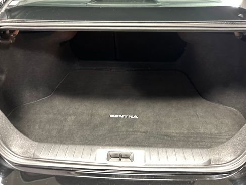 Used 2025 Nissan Sentra S FWD image 22
