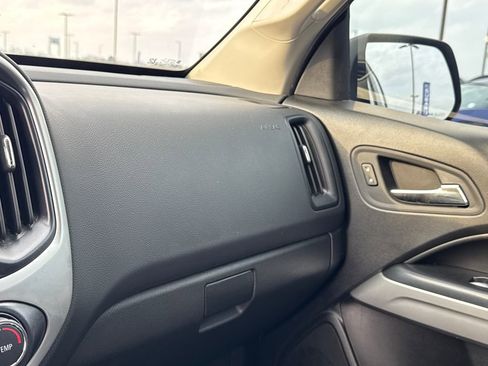 Used 2021 Chevrolet Colorado LT w/ Redline Special Edition image 31