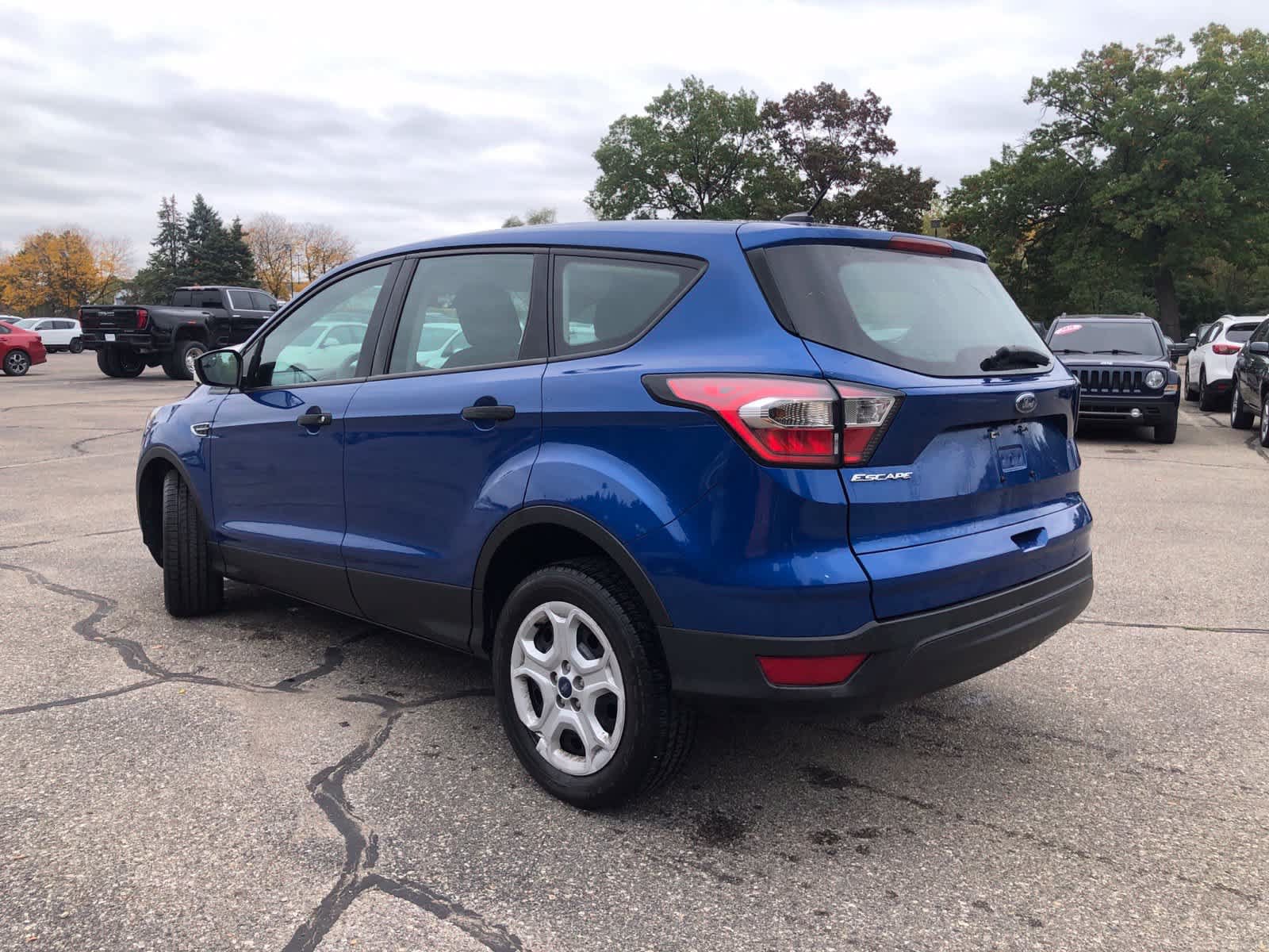 Used 2018 Ford Escape S FWD image 5