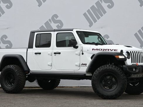 Used 2021 Jeep Gladiator Mojave AWD/4WD image 3