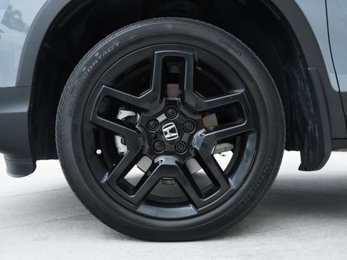 Used 2025 Honda Passport Black Edition image 15