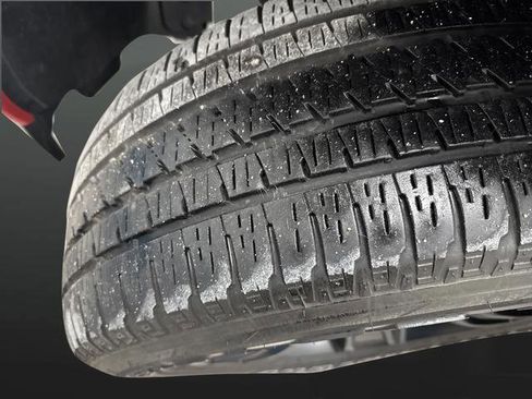 Used 2024 RAM 1500 Lone Star image 40