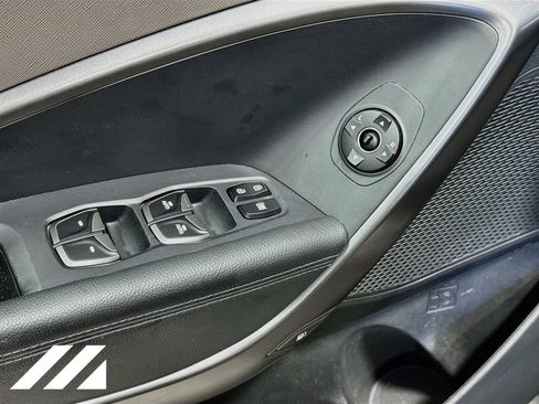 Used 2017 Hyundai Santa Fe Sport AWD/4WD image 19
