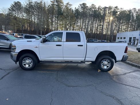 Used 2025 RAM 3500 Tradesman image 8