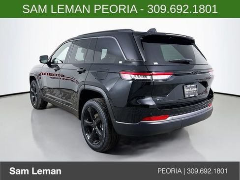 New 2026 Jeep Grand Cherokee Limited w/ Limited Altitude Package AWD/4WD image 5