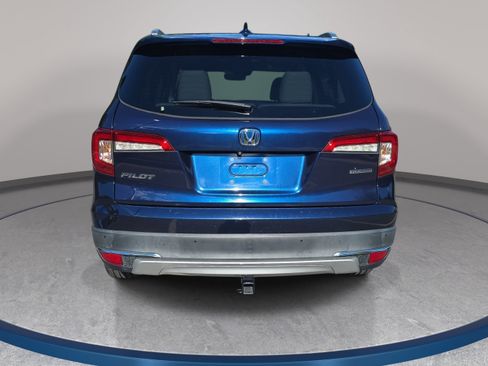 Used 2019 Honda Pilot Touring image 6