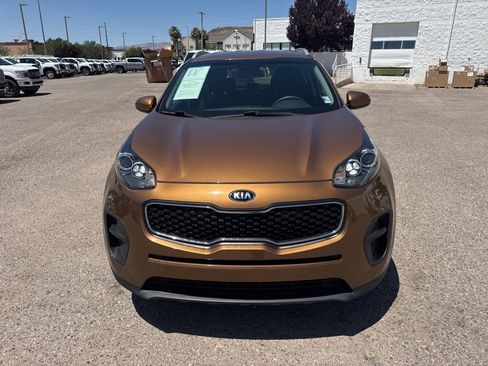 Used 2017 Kia Sportage LX w/ LX Popular Package FWD image 2