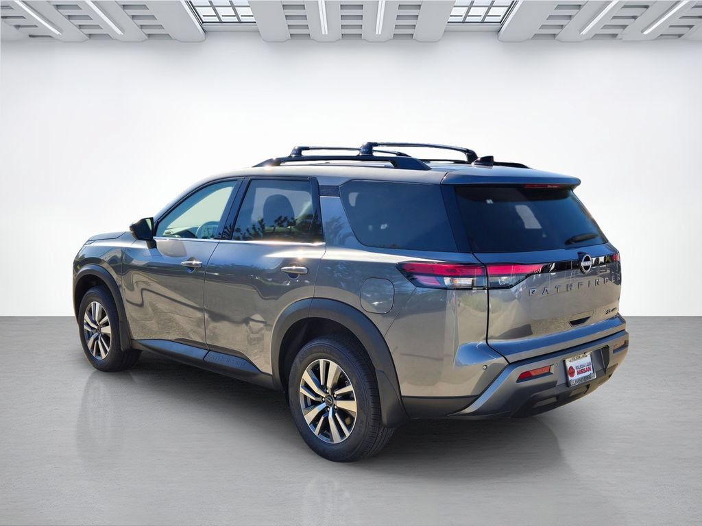New 2026 Nissan Pathfinder SL w/ Cargo Package AWD/4WD image 6