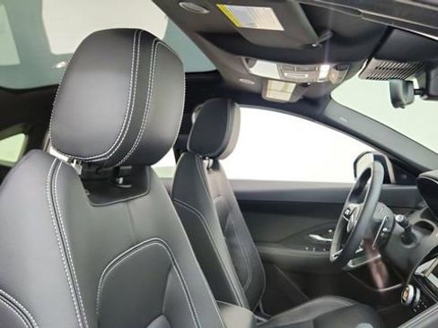 Used 2024 Jaguar E-PACE R-Dynamic SE image 21