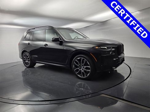 Used 2023 BMW X7 xDrive40i w/ M Sport Package image 2