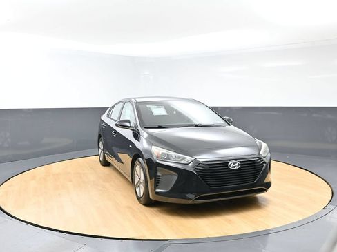Used 2018 Hyundai Ioniq Blue FWD image 4