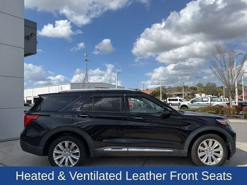 Used 2022 Ford Explorer Limited w/ Limited Technology Package image 2