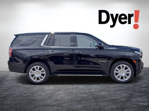 Used 2024 Chevrolet Tahoe High Country AWD/4WD image 2