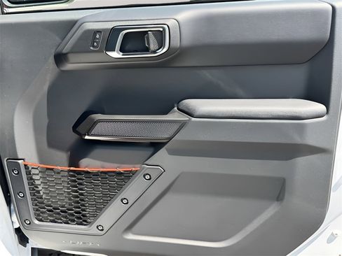 New 2025 Ford Bronco Raptor image 16