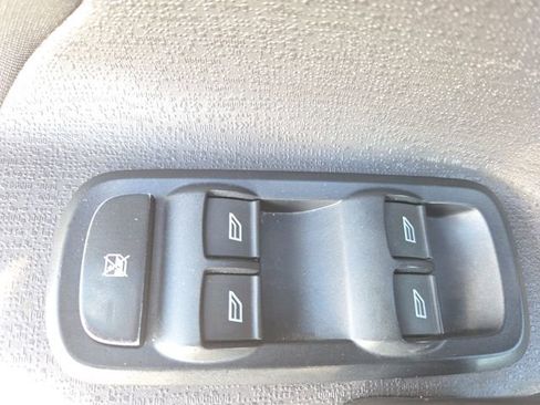 Used 2019 Ford Fiesta SE image 17