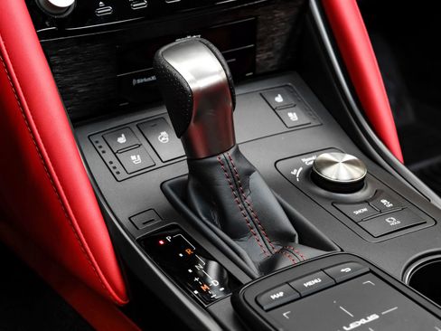 Used 2024 Lexus IS 500 image 29