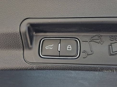 Certified 2023 Ford Explorer XLT w/ Equipment Group 202A AWD/4WD image 30