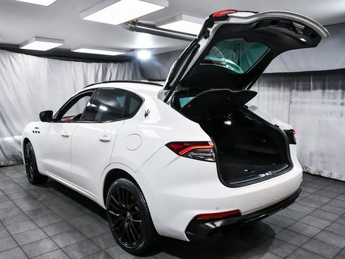 Used 2022 Maserati Levante Modena image 62