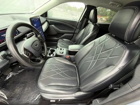 Used 2022 Ford Mustang Mach-E Select AWD/4WD image 13