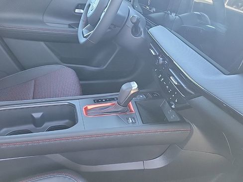 New 2026 Nissan Kicks SR w/ Cold Weather Package image 41