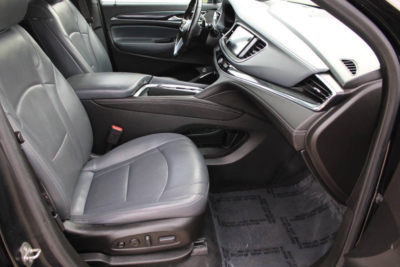 Used 2022 Buick Enclave Premium FWD image 15