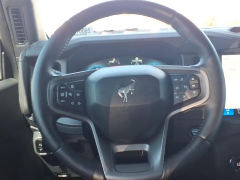 Certified 2025 Ford Bronco Badlands AWD/4WD image 20