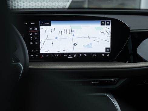 New 2025 Audi Q5 Premium Plus image 13