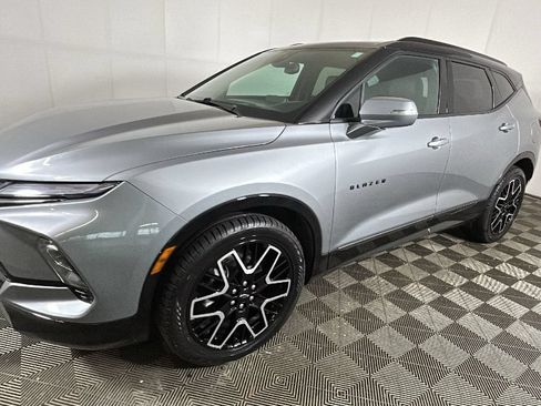 Used 2023 Chevrolet Blazer RS AWD/4WD image 8