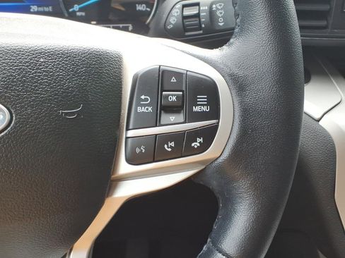 Certified 2023 Ford Explorer XLT AWD/4WD image 18