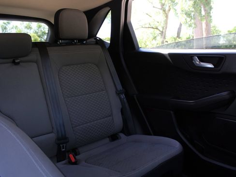 Used 2020 Ford Escape SE AWD/4WD image 14