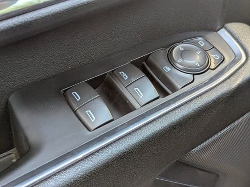 Used 2024 Chevrolet Silverado 2500 LT image 20