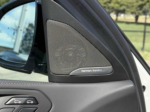 New 2026 BMW X6 xDrive40i image 13