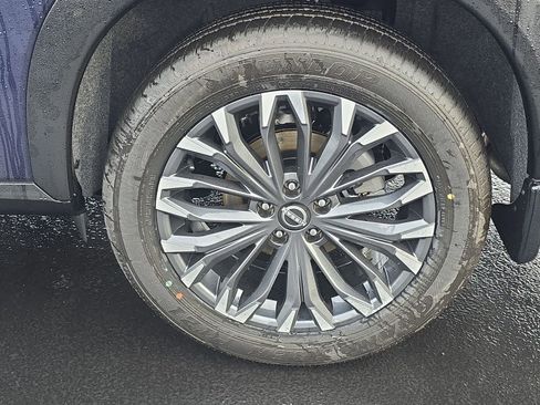 New 2026 Nissan Rogue Platinum image 11