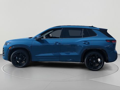New 2026 Volkswagen Tiguan SE R-Line FWD image 2