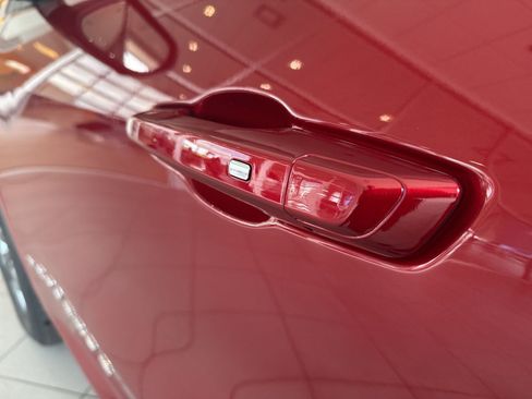 New 2026 Chevrolet Traverse LT w/ Driver Confidence Package FWD image 9