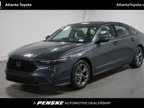 Used 2023 Honda Accord EX image 1