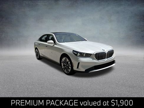 Certified 2026 BMW 530i xDrive w/ Premium Package AWD/4WD image 2
