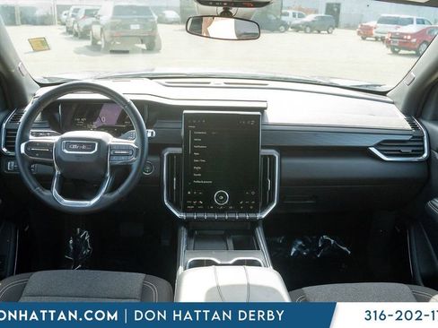 Used 2025 GMC Acadia Elevation image 4