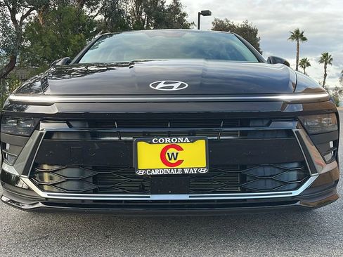 Certified 2025 Hyundai Sonata SE image 4